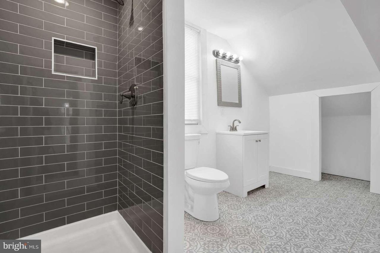 38 Brenwal Ave - Photo 3 of 6