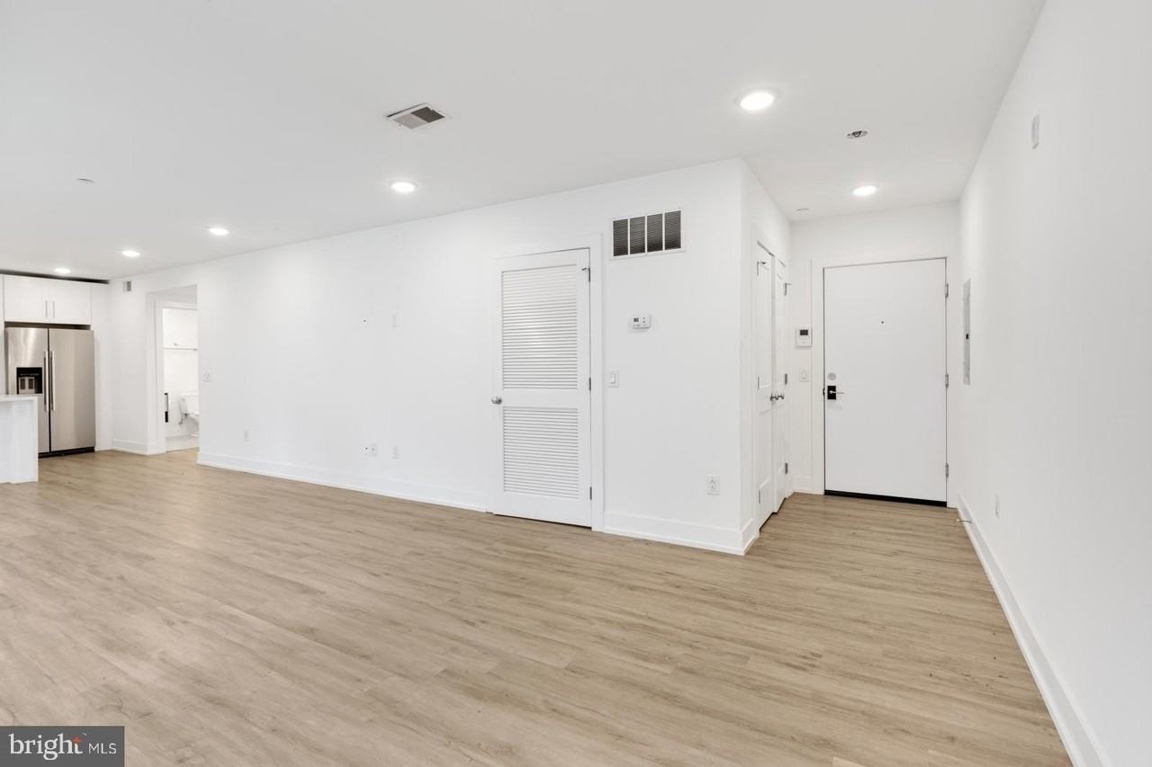 1335 N Marston St #402 - Photo 5 of 35