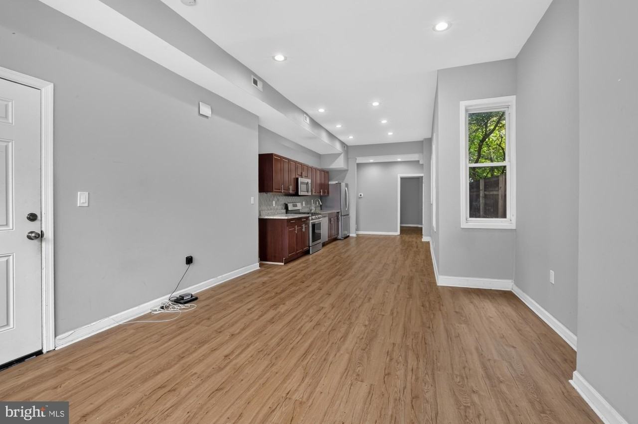 1209 E Susquehanna Ave #1