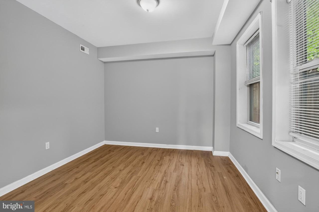 1209 E Susquehanna Ave #1 - Photo 7 of 20
