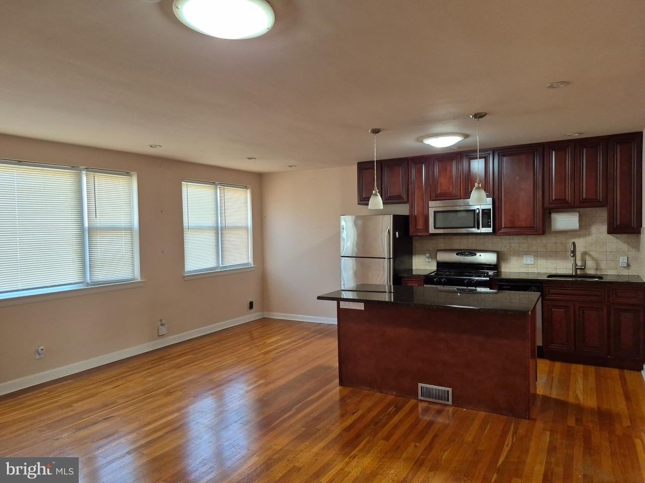 7254 Mansfield Ave #2ndFL - Photo 5 of 25