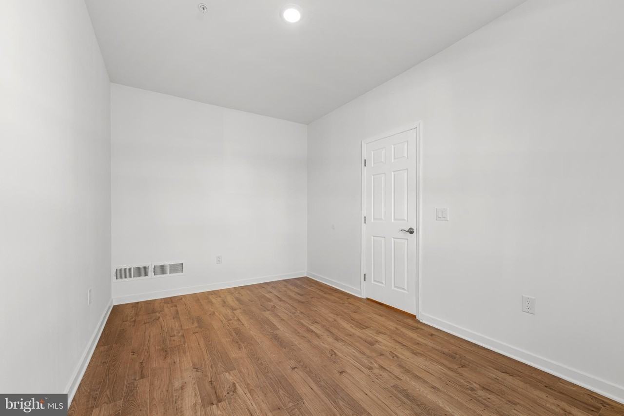 3118 Pierview Ln - Photo 7 of 25