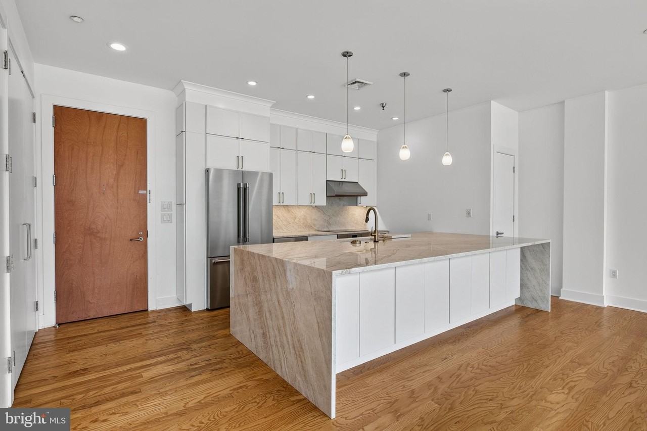 23 S 23rd St #6E
