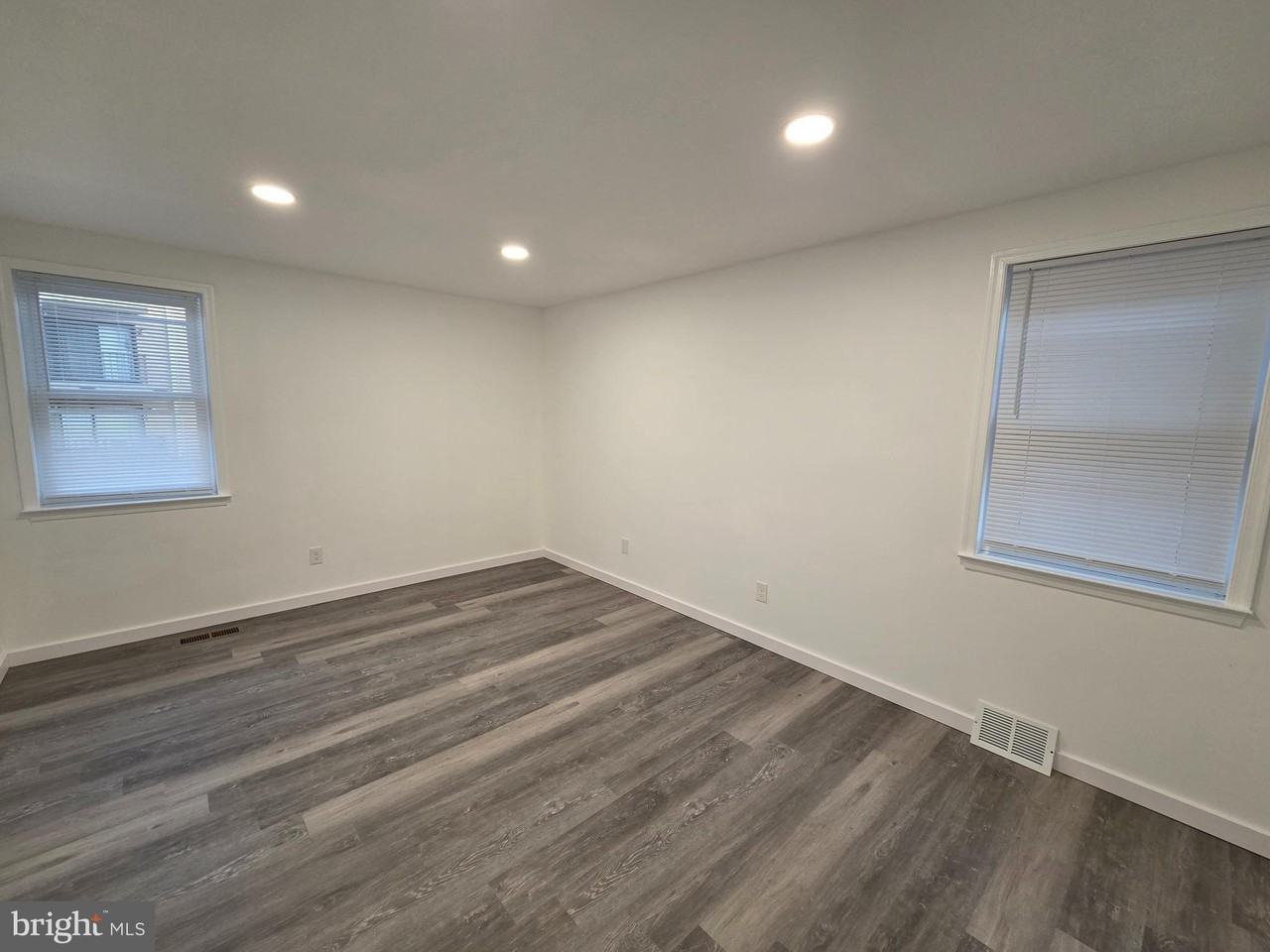 8947 Alton St #2ndFL - Photo 5 of 16