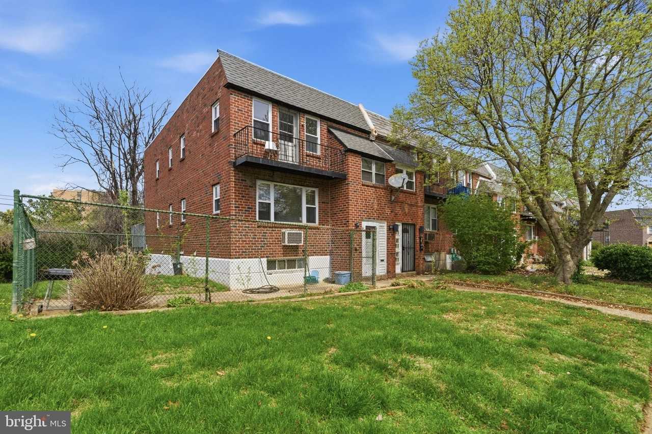 3953 Lankenau Ave #B - Photo 2 of 13