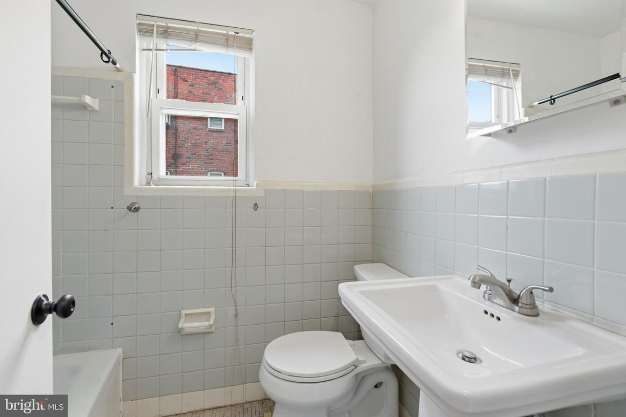 3953 Lankenau Ave #B - Photo 7 of 13