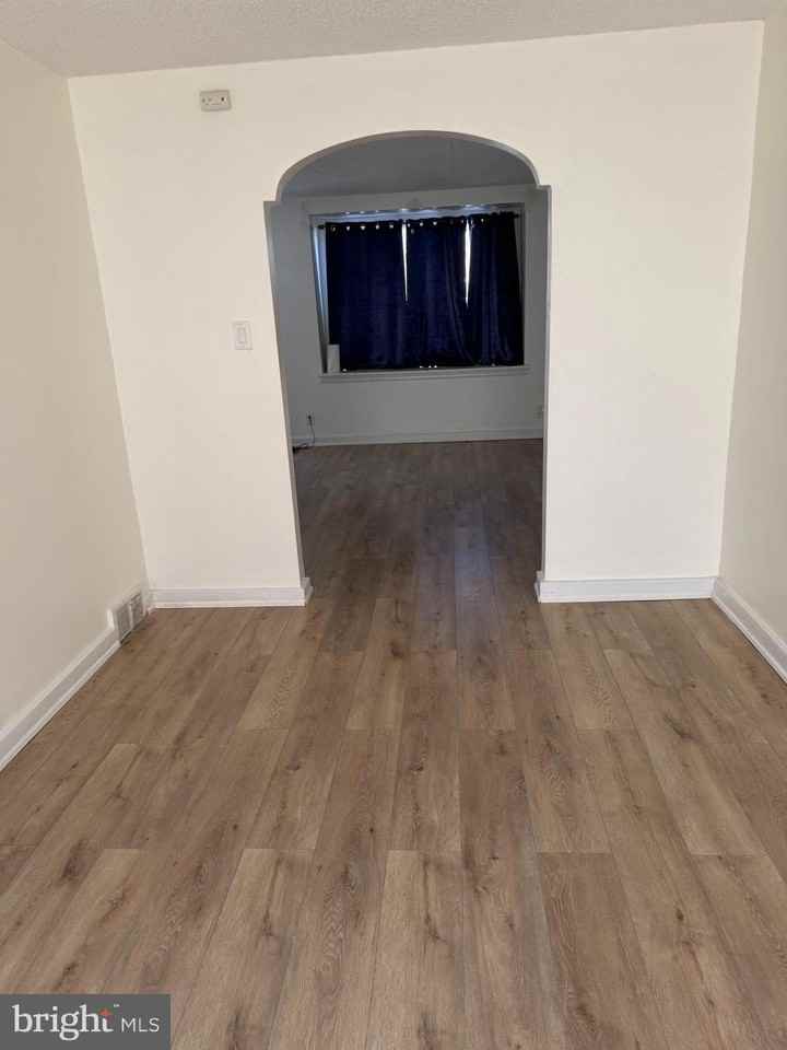 4103 I St - Photo 5 of 16