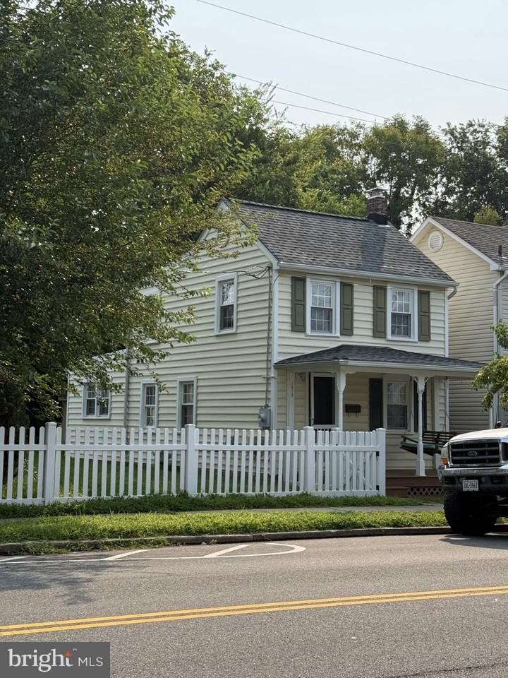 1813 Washington Ave - Photo 2 of 25