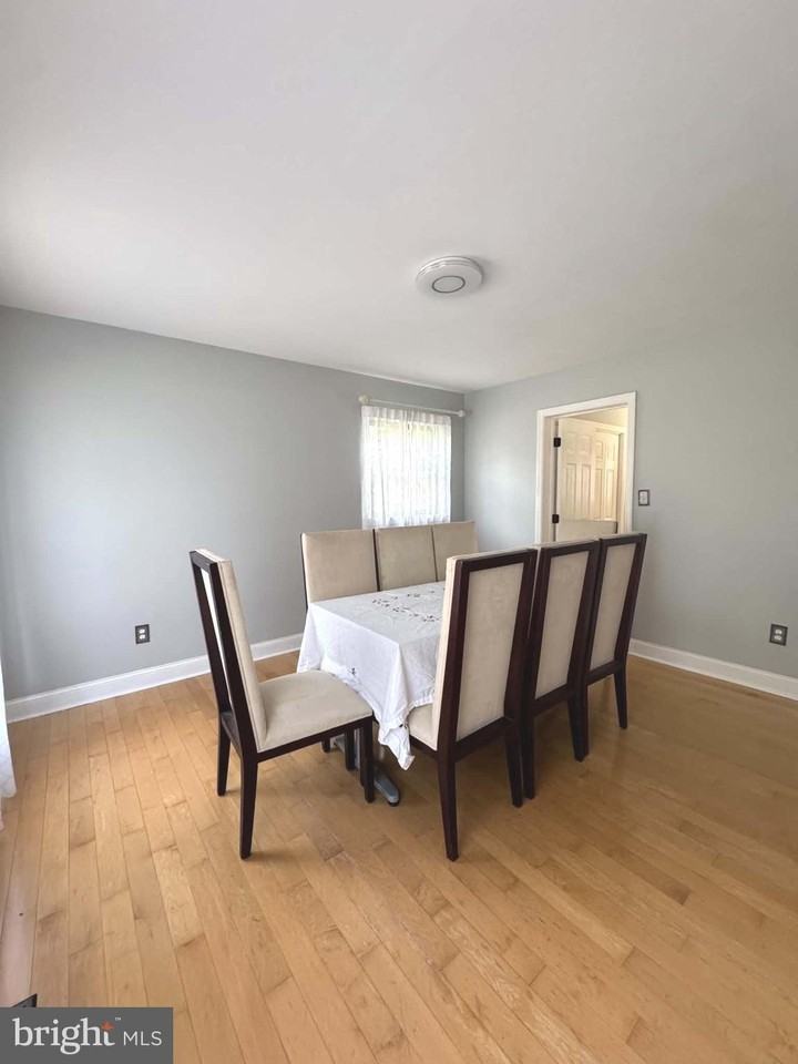 10931 Park Rd - Photo 6 of 26