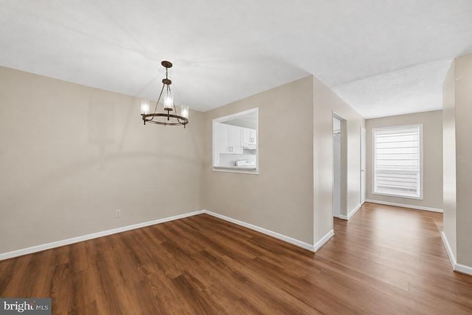 10118 Oakton Terrace Rd #10118 - Photo 6 of 22
