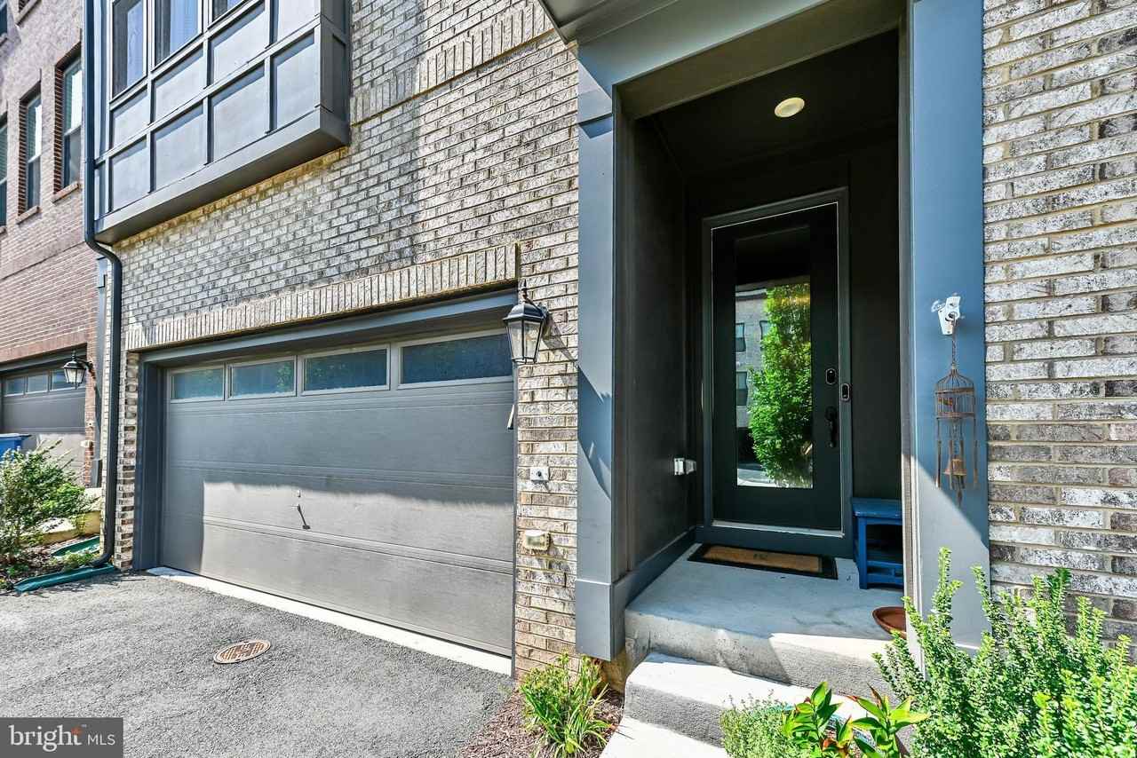 42284 Crawford Ter - Photo 4 of 40