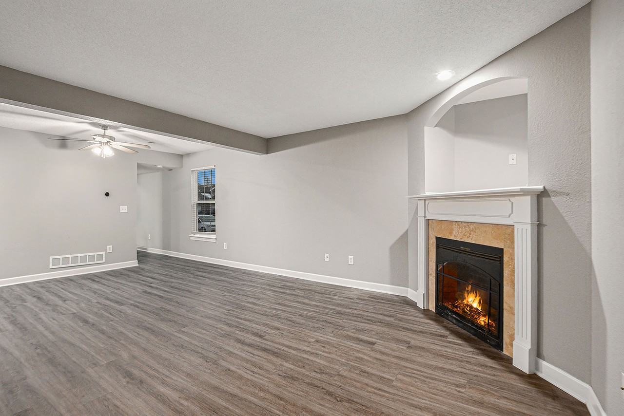 10522 E 45th Pl #10522 - Photo 2 of 23