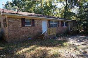 featured image of 112 E Mciver St