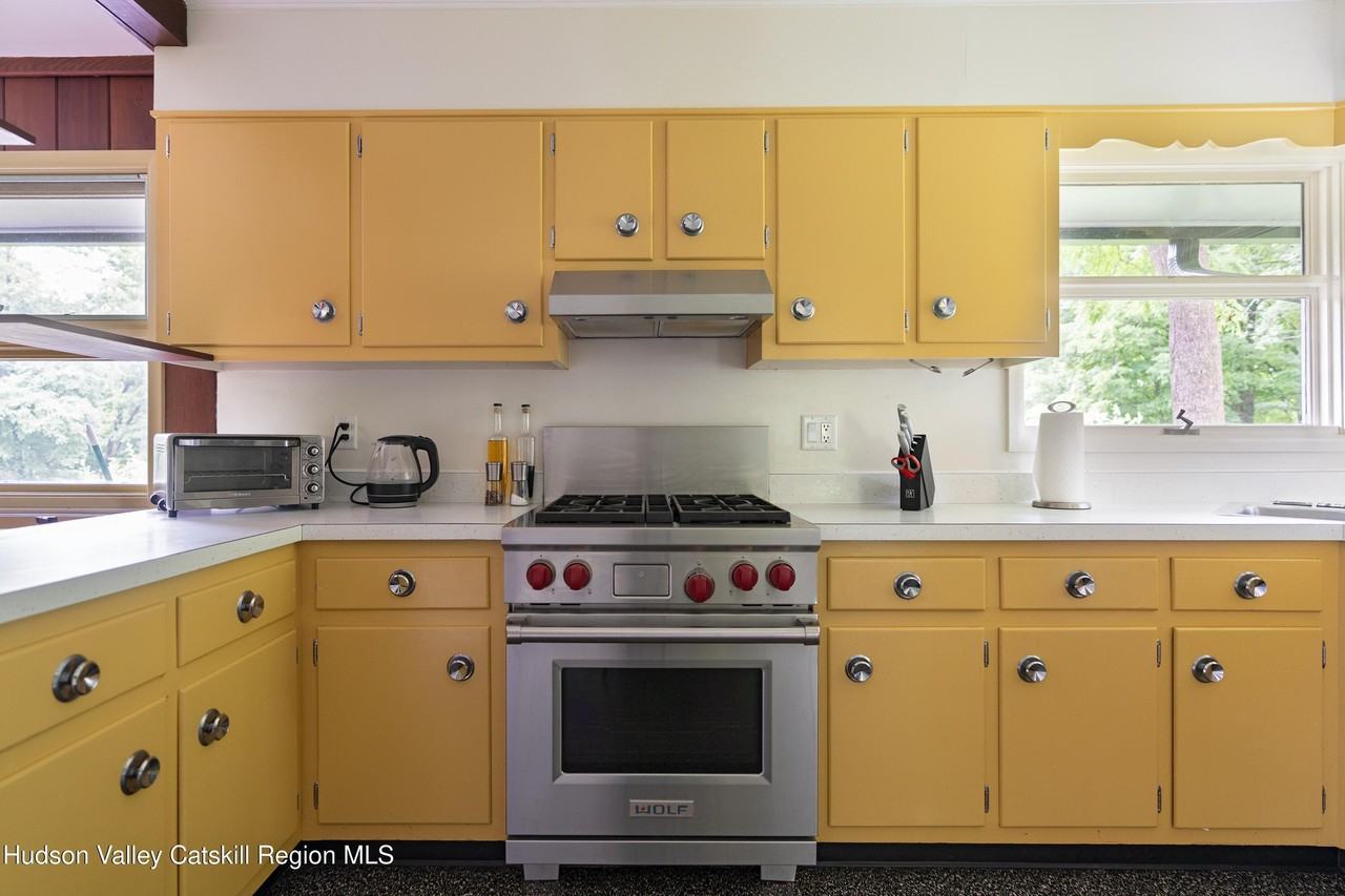 324 Fishcreek Rd - Photo 3 of 13