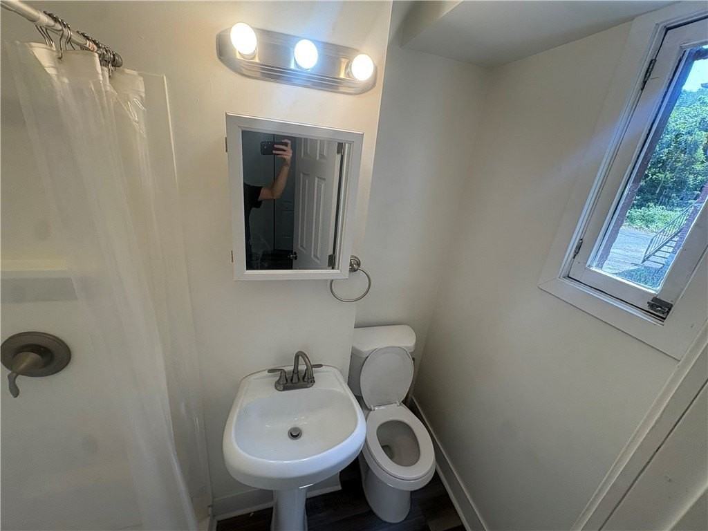 421 Ohio Ave #7 - Photo 7 of 10