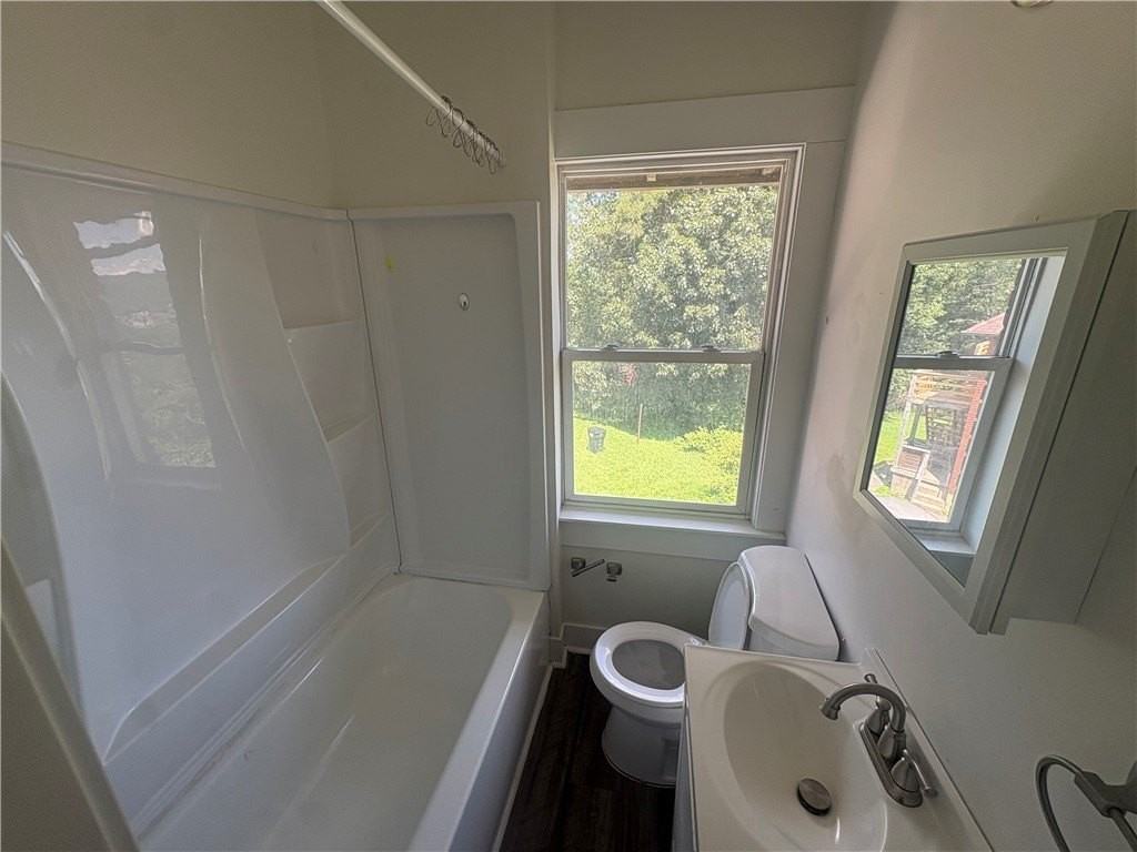 421 Ohio Ave #14 - Photo 5 of 7