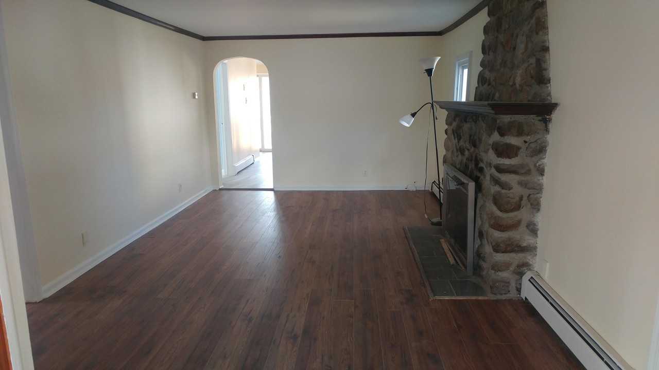 17 Willow Street - Photo 3 of 21