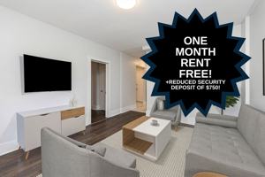featured image of 2220 Walnut St