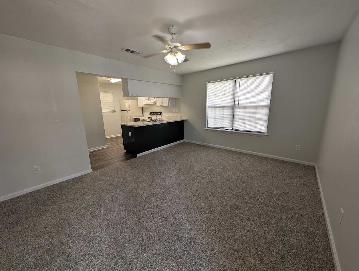 2348 Horne AvenueApt 6 #6 - Photo 3 of 9
