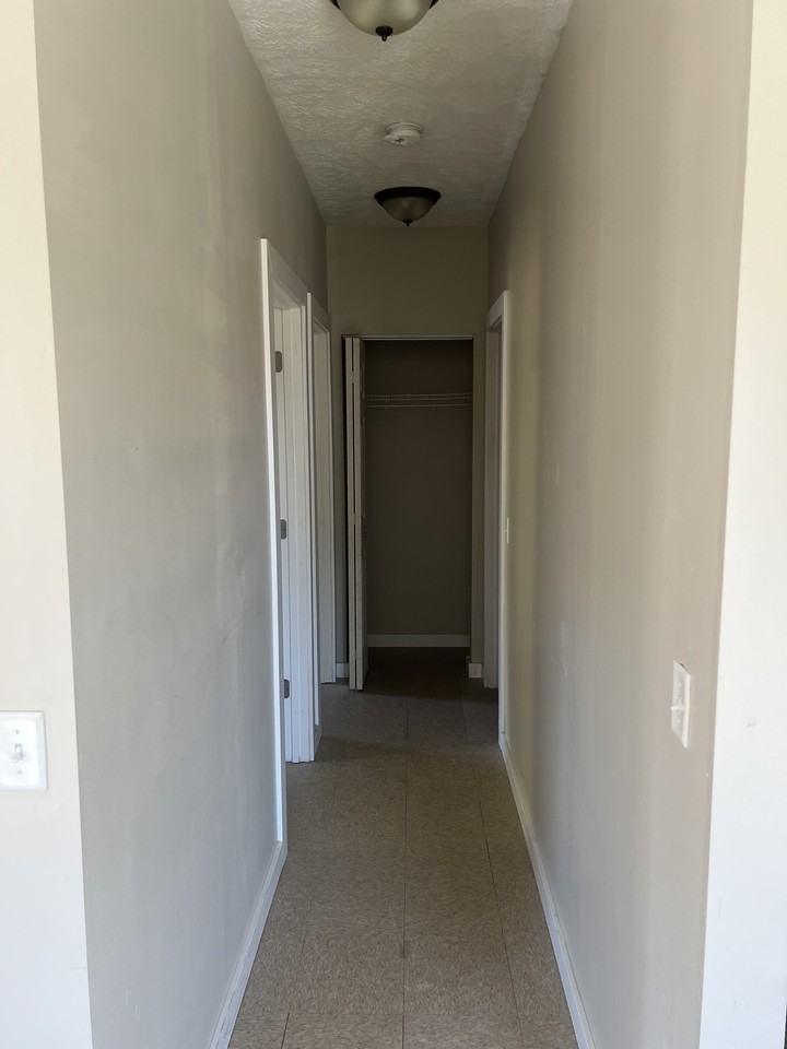 914 Dartmouth Ave Sw #3 - Photo 5 of 9