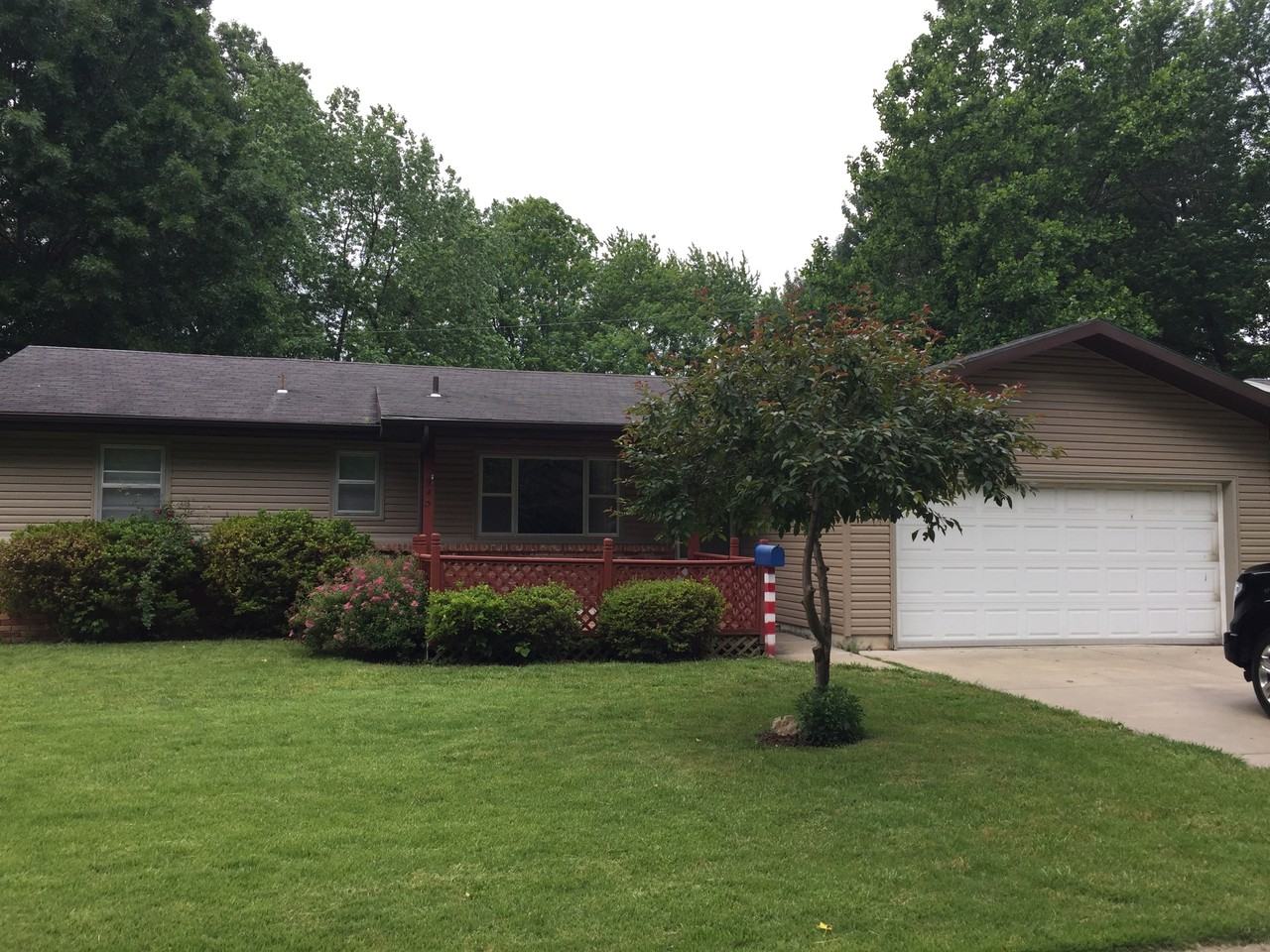 2451 S Meadowbrook Ave #1 - Photo 2 of 31