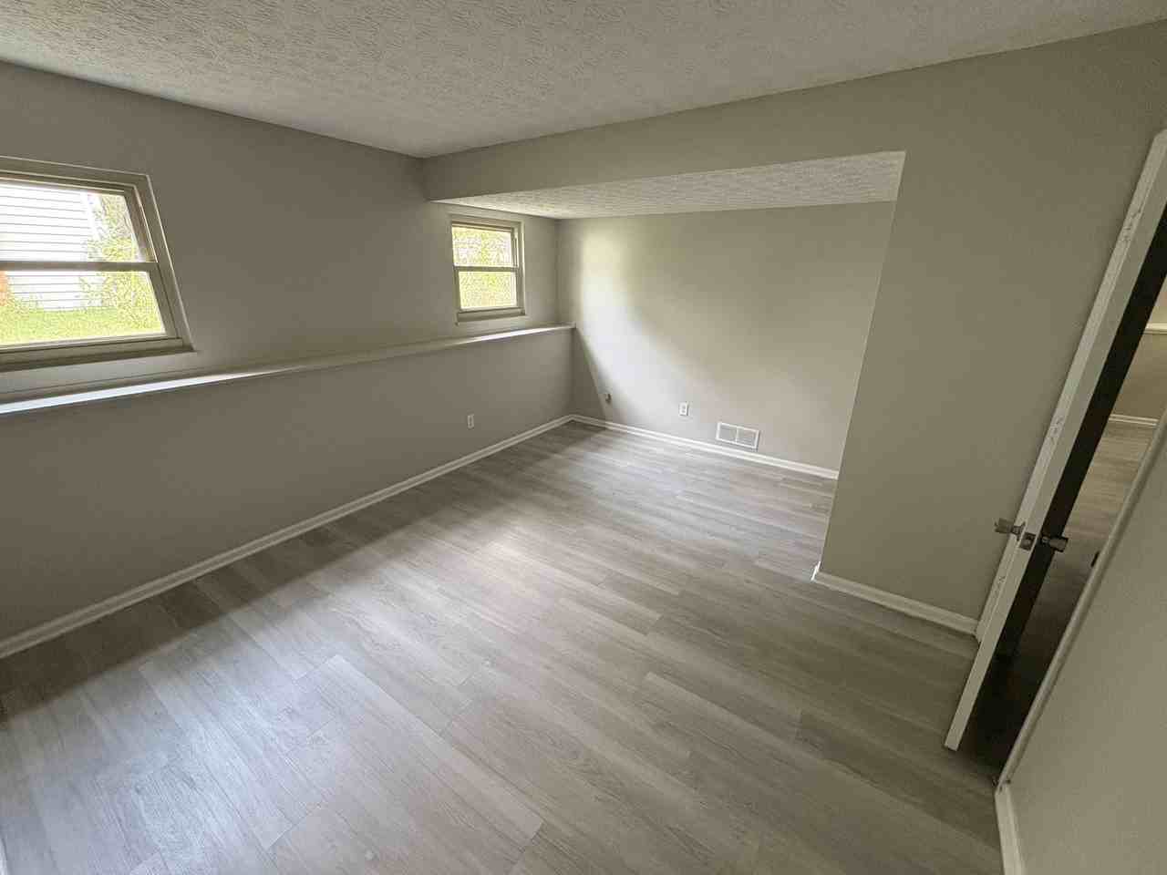 406 Seranade St #1 - Photo 5 of 11