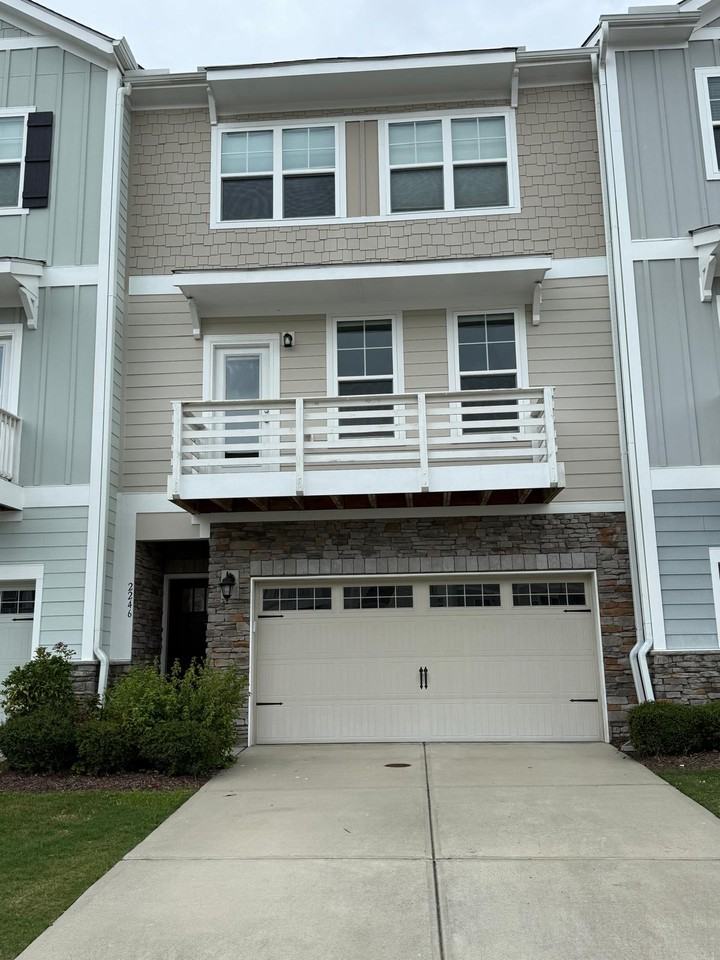 2246 Red Knot Ln #1 - Photo 2 of 50
