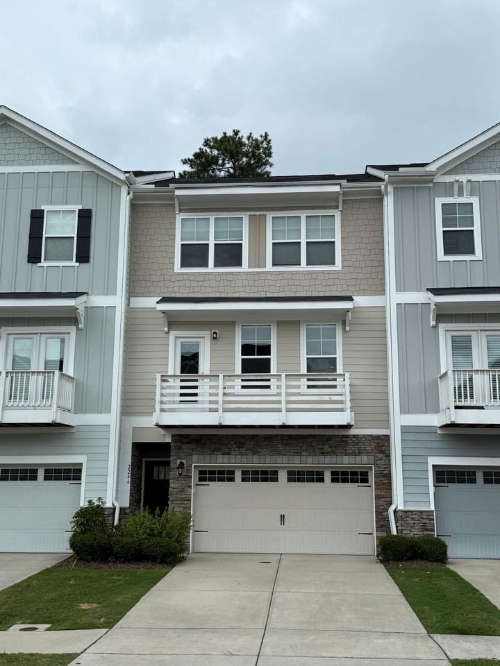 2246 Red Knot Ln #1 - Photo 4 of 50