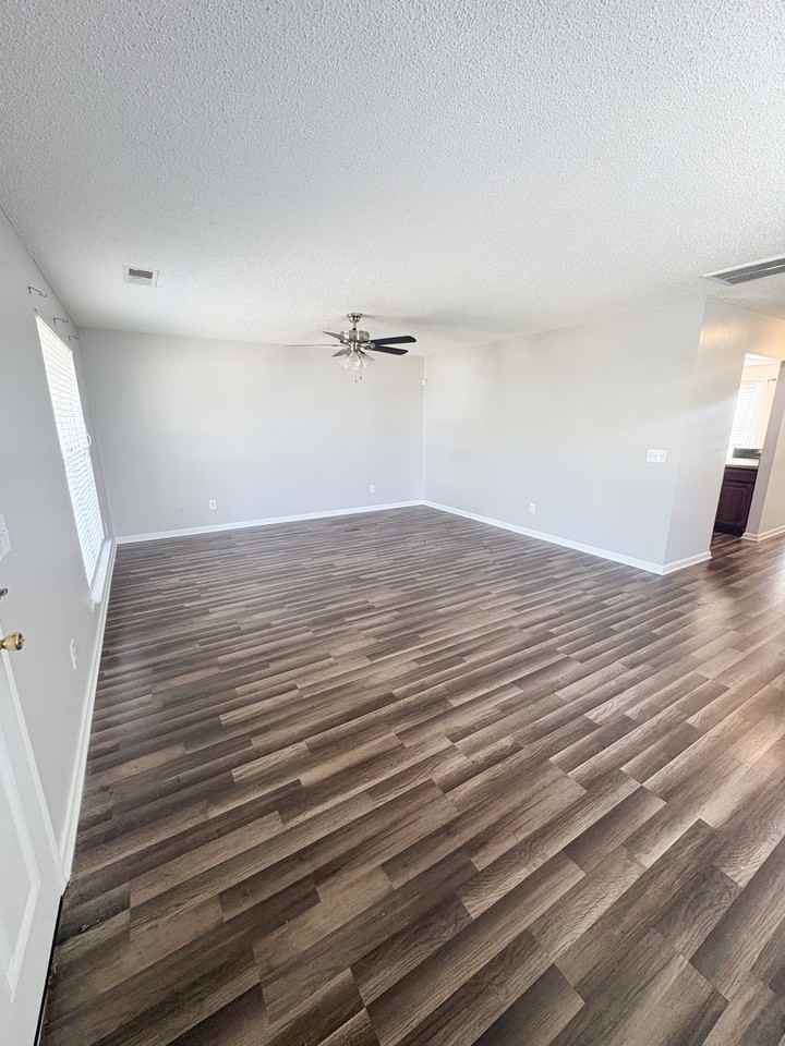 159 Savannah Hills Dr #1 - Photo 3 of 25