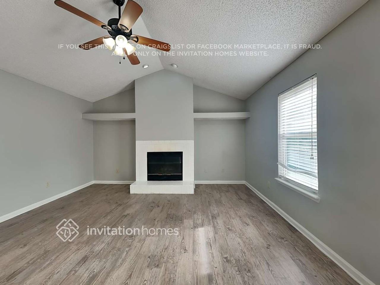 11302 Monument Landing Blvd - Photo 4 of 17
