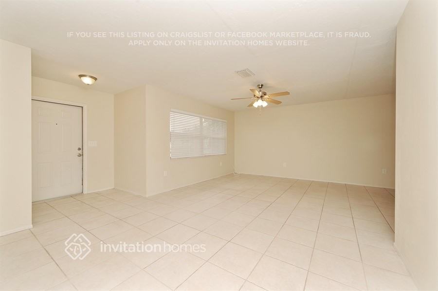 3619 York Dr W - Photo 2 of 20