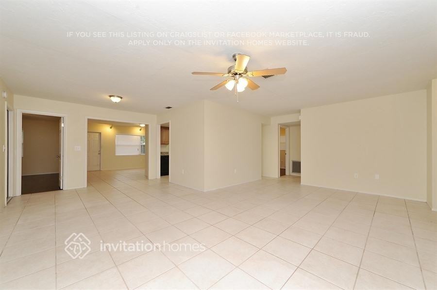 3619 York Dr W - Photo 4 of 20