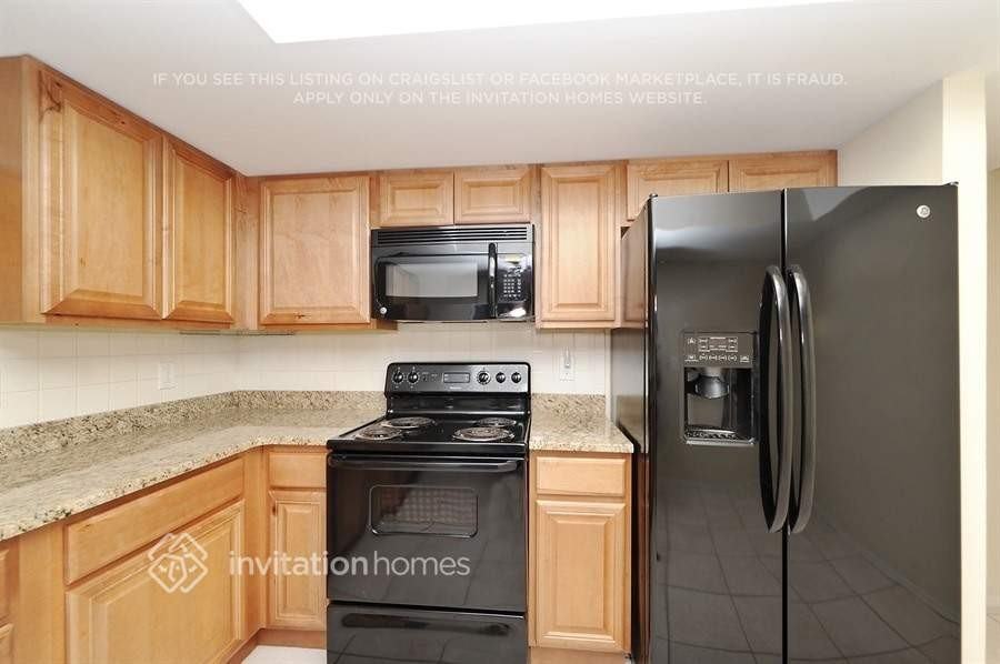 3619 York Dr W - Photo 7 of 20