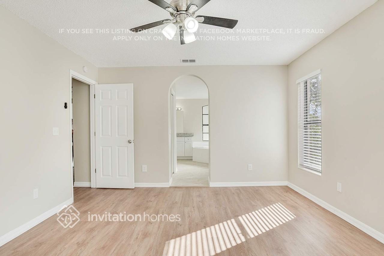 2621 Alclobe Cir - Photo 7 of 15