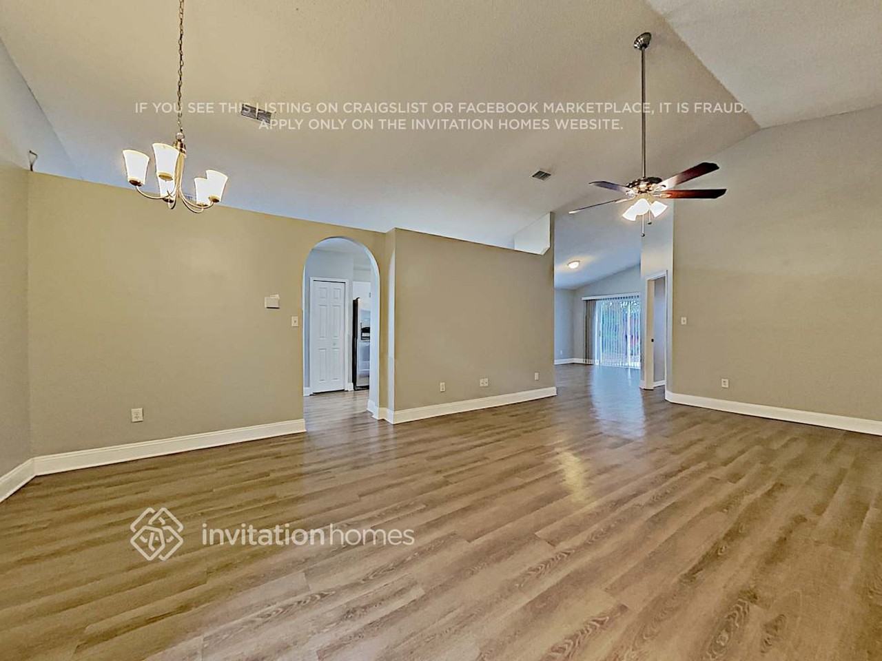 13204 Wild Duck Ct - Photo 4 of 19