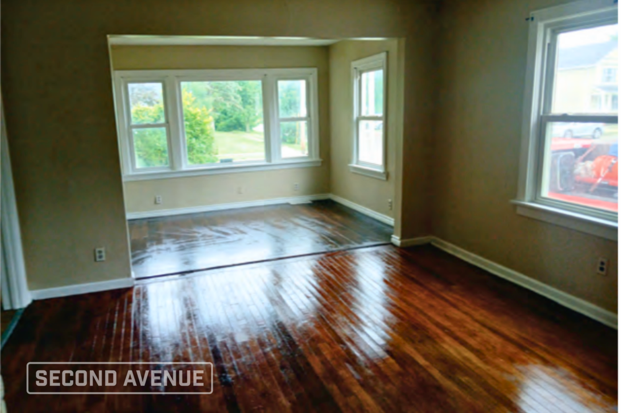 1442 W 19th St - Photo 3 of 13