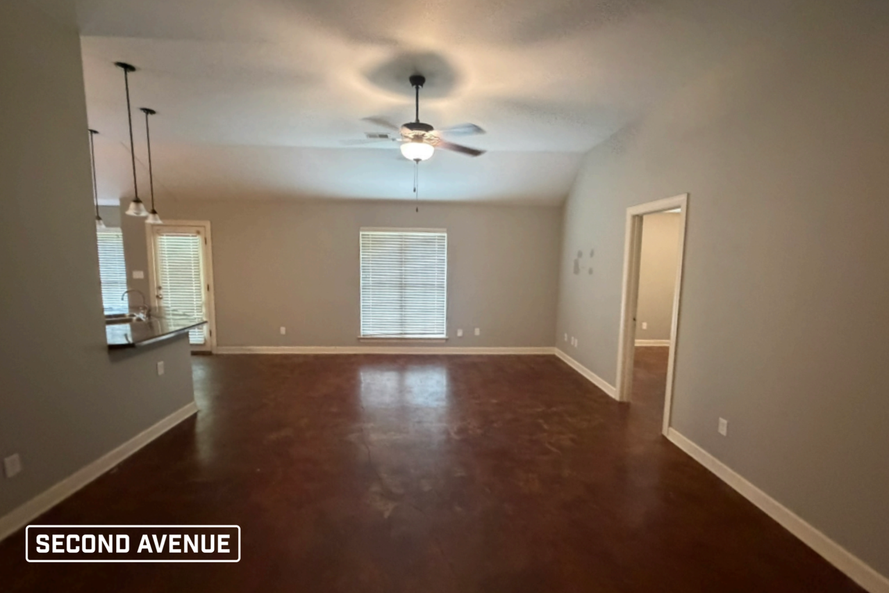 8963 Smith Ranch Dr - Photo 3 of 19