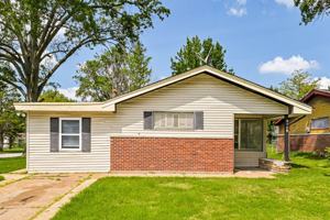 featured image of 9709 Duke Dr