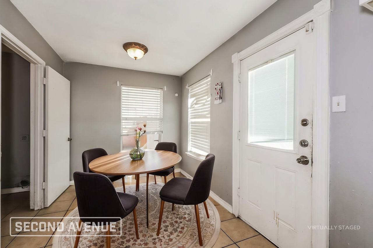 8153 Heritage Place Dr - Photo 3 of 13
