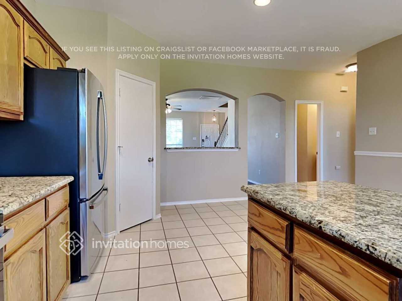 1233 Juniper Ln - Photo 7 of 23
