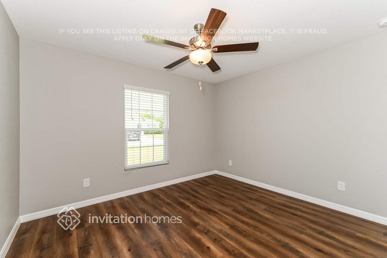 26201 Mindanao Ln - Photo 7 of 17