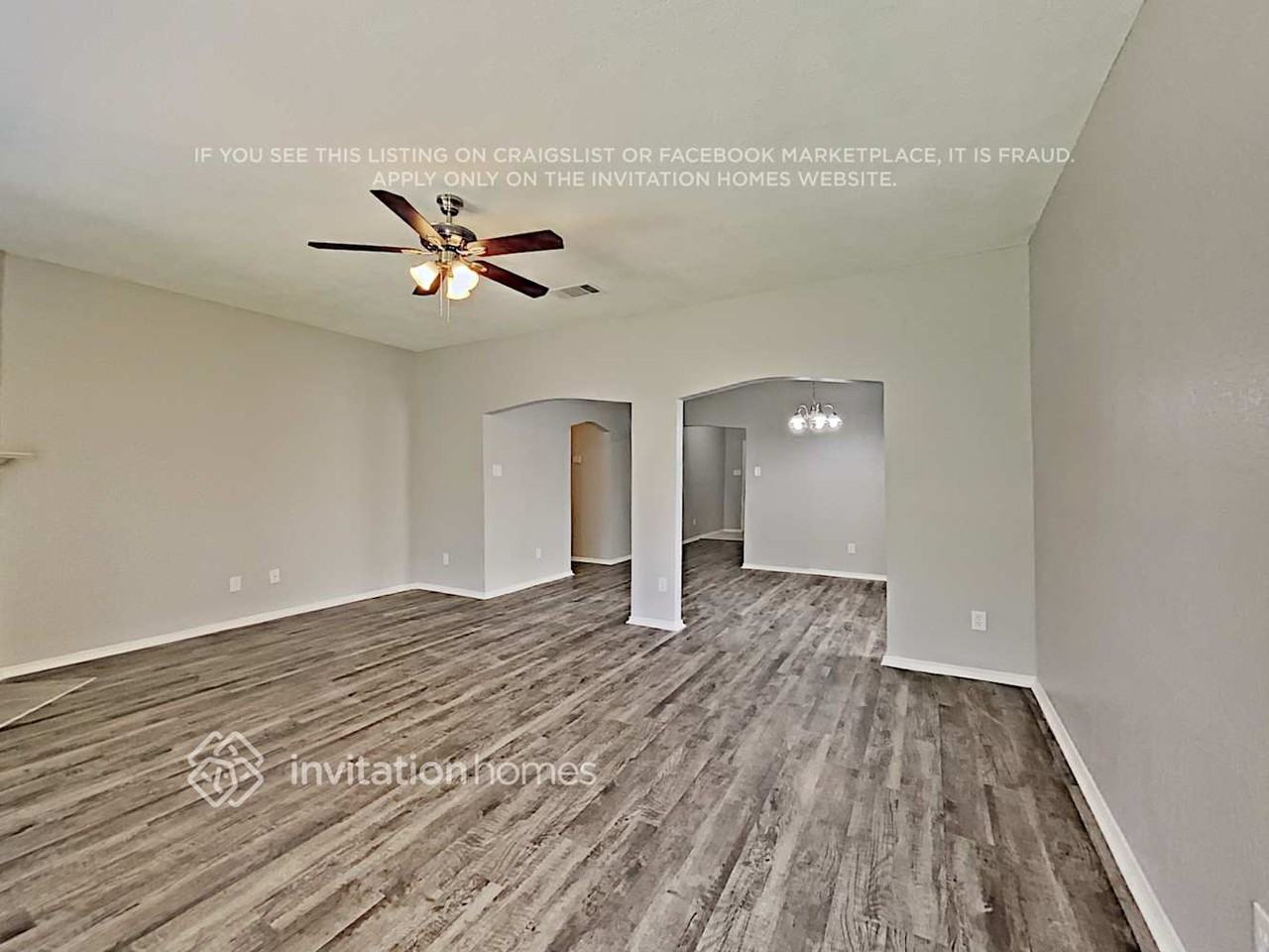421 Candlestick Trl - Photo 3 of 15