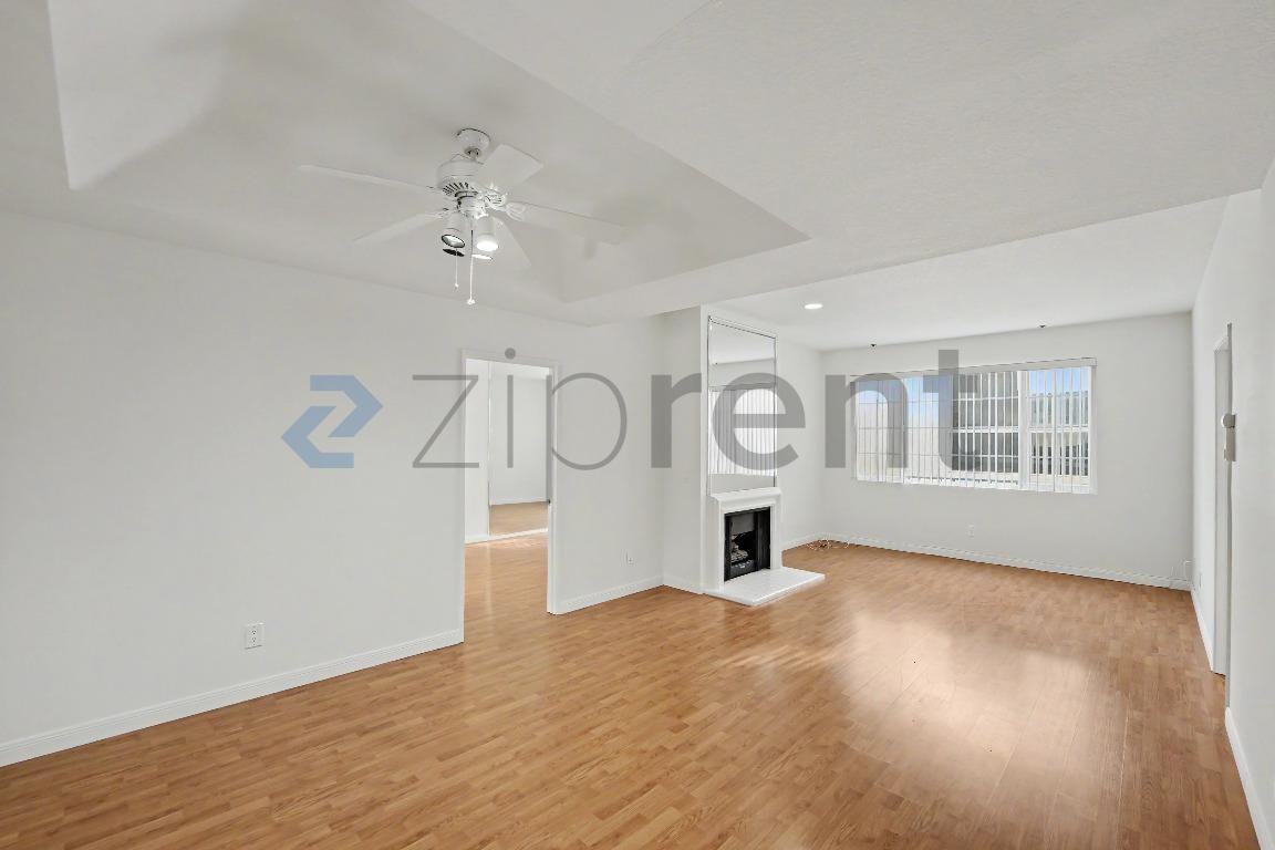 5051 Rosewood Ave #106 - Photo 7 of 19