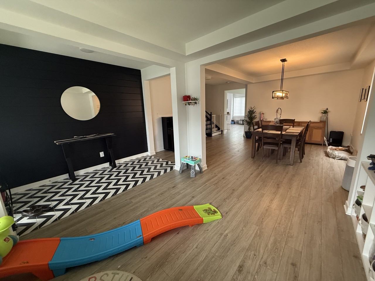 6333 Ottawa Street West - Photo 6 of 33