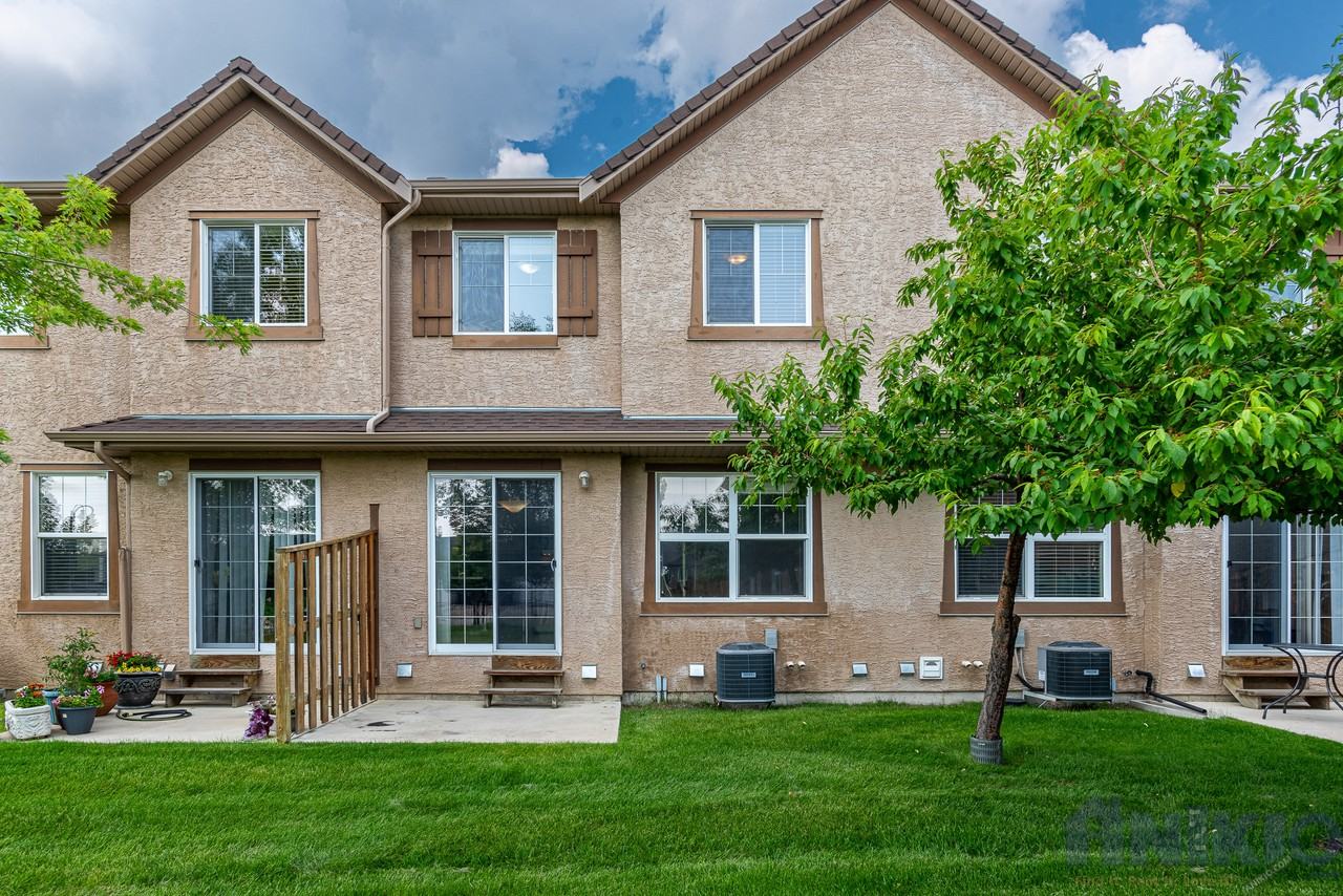 302 - 710 Gordon Road, Saskatoon Approx. 1,249 sq. ft. Townhouse Condo | 3 Bedrooms | 2.5 Bathrooms - Photo 2 of 23