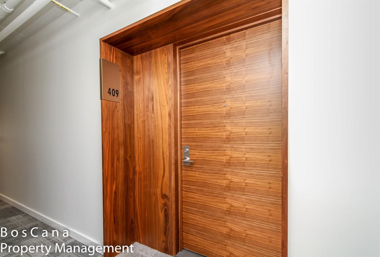 135 Barrette Street - 409 - Photo 7 of 36