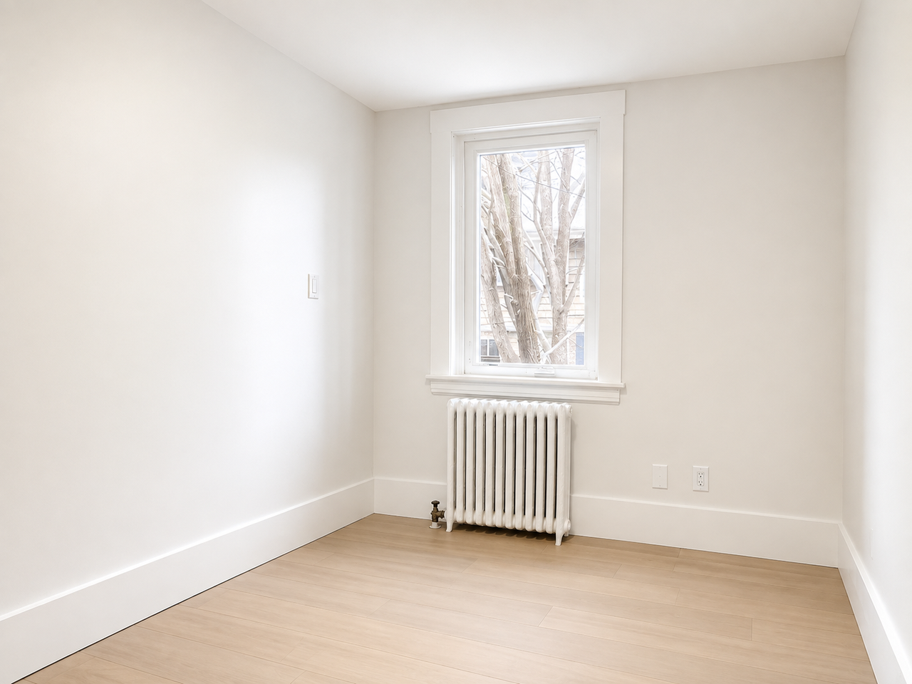 310 Roncesvalles Avenue - Photo 6 of 12