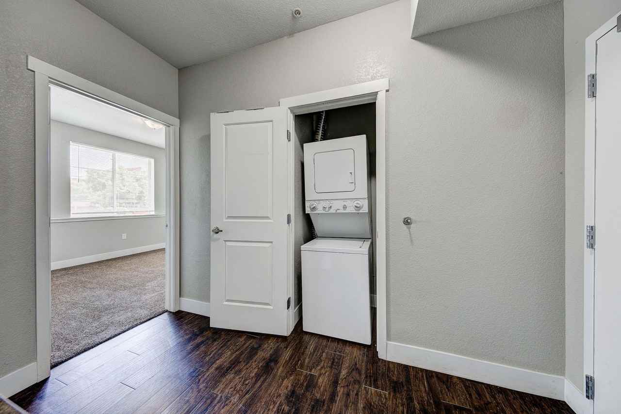 1409  West Elizabeth - Photo 4 of 49
