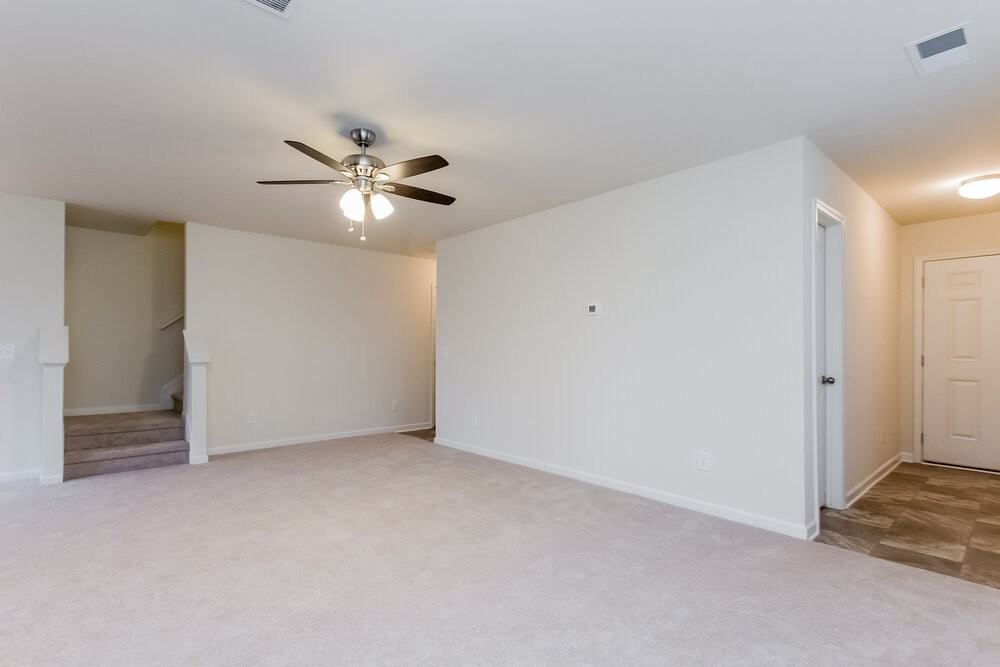 62 Sharp Way - Photo 5 of 17
