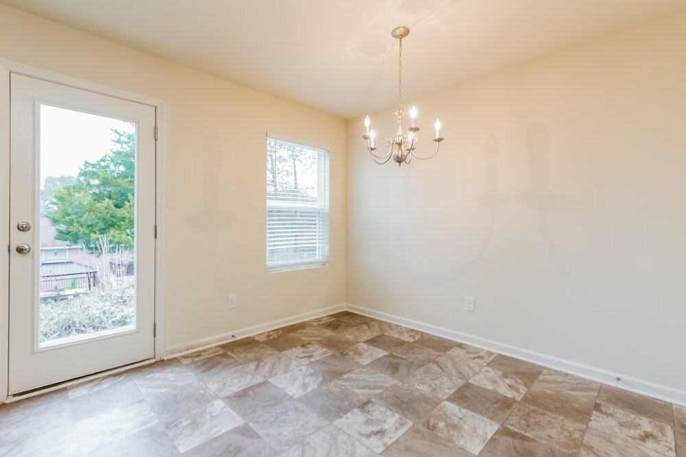 62 Sharp Way - Photo 7 of 17